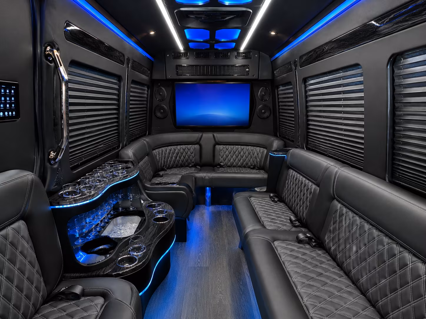 corporate event buses for irving s las colinas business district