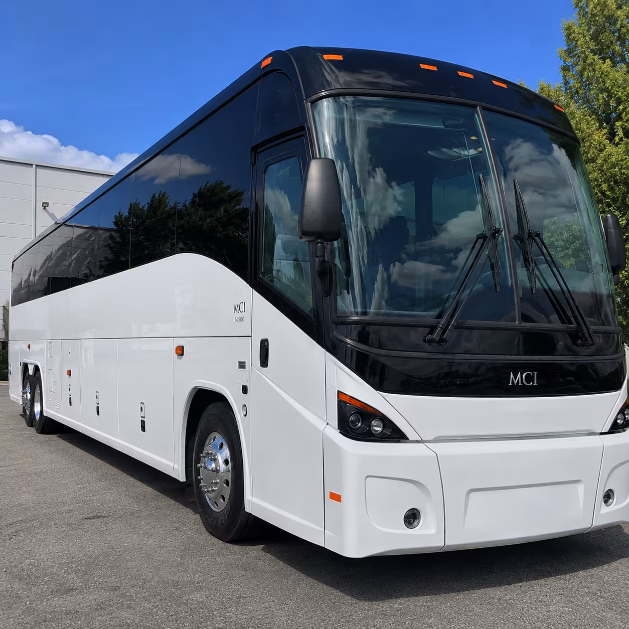 dfw airport employee shuttles for irving area businesses